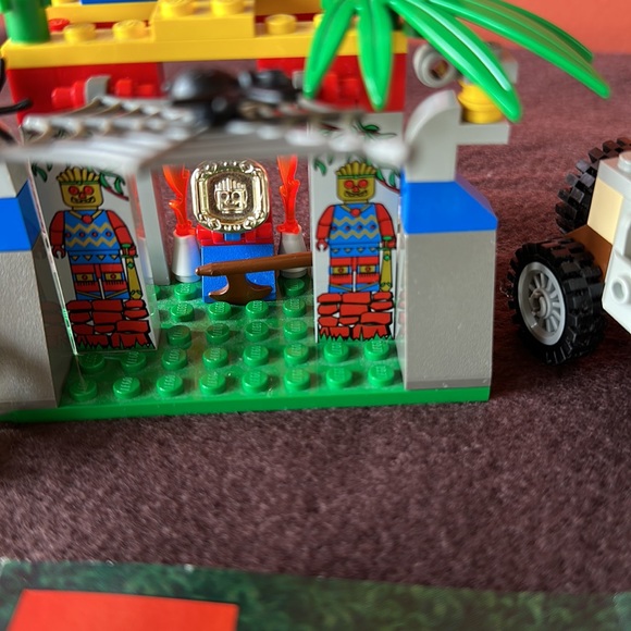 LEGO Adventurers Jungle 5936 Spider's Secret - Picture 3 of 9